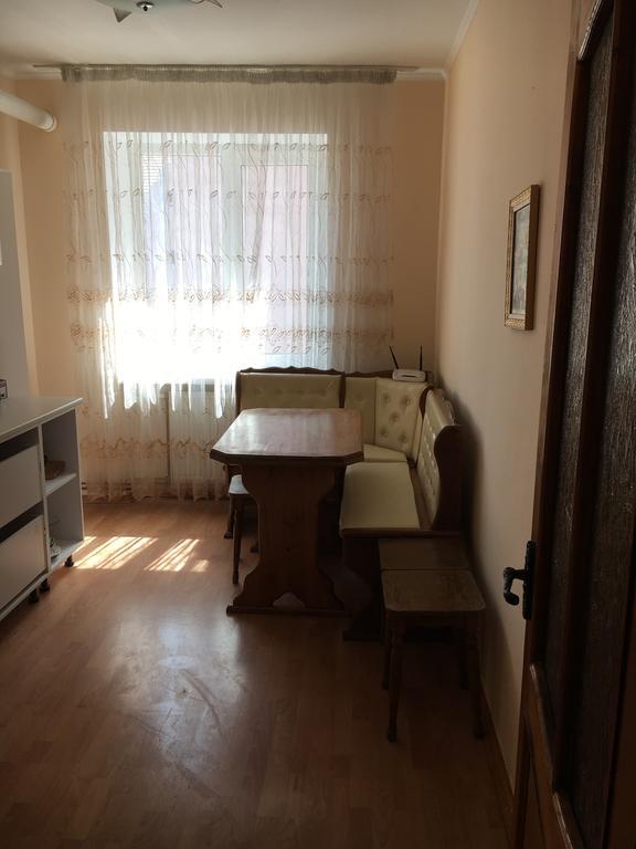 Galytska Apartment 伊万诺-弗兰科夫斯克 外观 照片