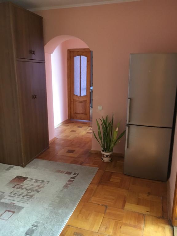 Galytska Apartment 伊万诺-弗兰科夫斯克 外观 照片